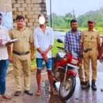 "ಅಂಕೋಲಾ ಪೊಲೀಸರು ಕಳುವಾದ ಡಿಎಲ್ಎಕ್ಸ್ ಬೈಕ್ ಮತ್ತು ಆರೋಪಿ ವಶಕ್ಕೆ ಪಡೆದ ಘಟನೆ"